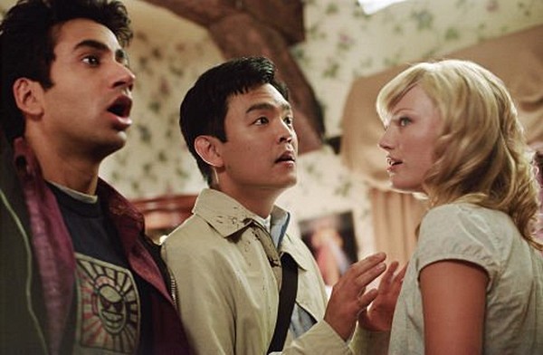 Still of Malin Akerman, John Cho and Kal Penn in Harold & Kumar Go to White Castle