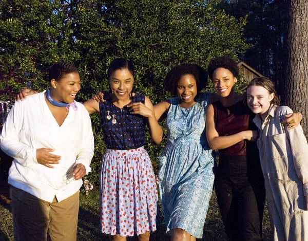 Still of Queen Latifah, Dakota Fanning, Sophie Okonedo, Alicia Keys and Jennifer Hudson in The Secret Life of Bees