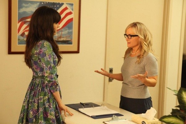 Still of Rachael Harris and Zooey Deschanel in New Girl