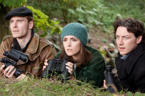 Photo: Still of Rose Byrne, James McAvoy and Michael Fassbender in X-Men: First Class