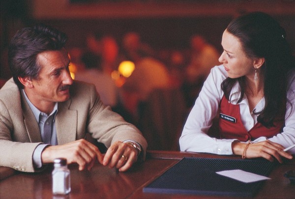 Still of Sean Penn and Naomi Watts in The Assassination of Richard Nixon