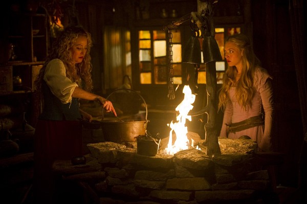 Still of Virginia Madsen and Amanda Seyfried in Red Riding Hood