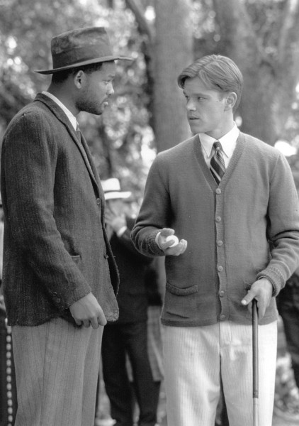 Still of Will Smith and Matt Damon in The Legend of Bagger Vance