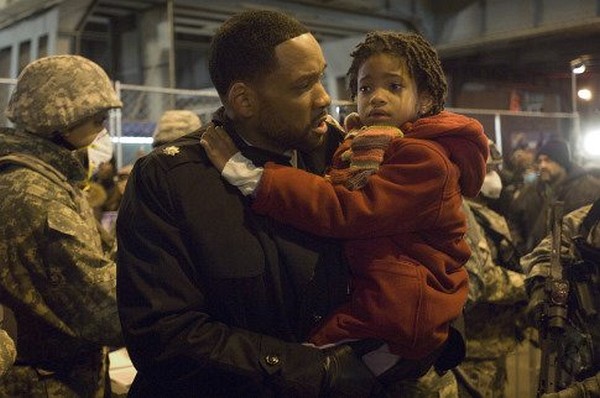 Still of Will Smith and Willow Smith in I Am Legend