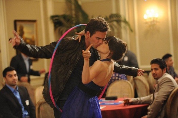 Still of Zooey Deschanel and David Walton in New Girl