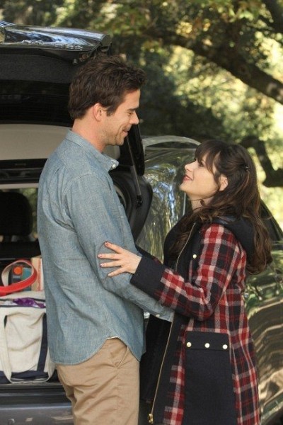Still of Zooey Deschanel and David Walton in New Girl