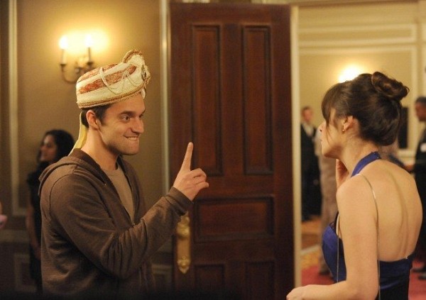 Still of Zooey Deschanel and Jake Johnson in New Girl