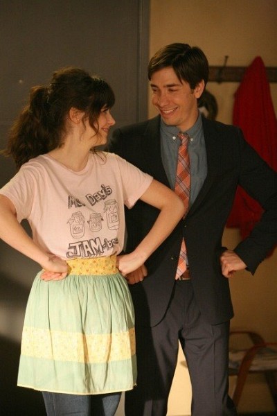 Still of Zooey Deschanel and Justin Long in New Girl