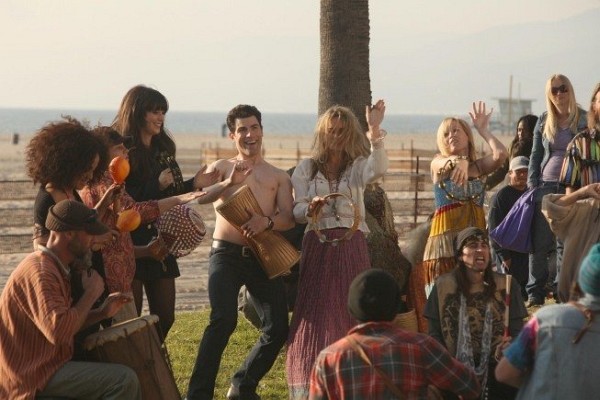 Still of Zooey Deschanel and Max Greenfield in New Girl