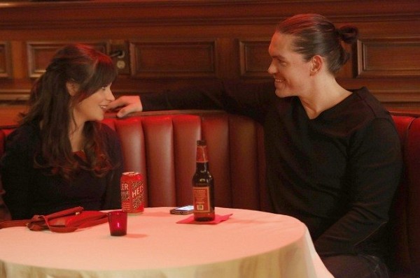 Still of Zooey Deschanel and Steve Howey in New Girl