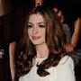 Anne Hathaway at event of Love & Other Drugs