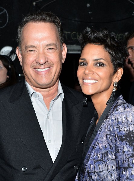 Tom Hanks and Halle Berry at event of Cloud Atlas