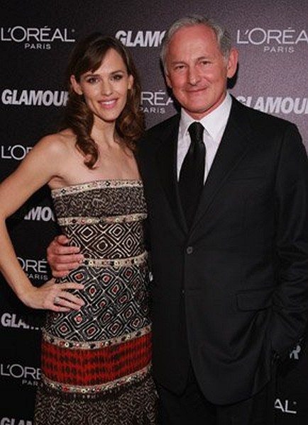 Victor Garber and Jennifer Garner