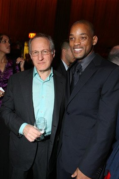 Will Smith and Michael Mann at event of The Pursuit of Happyness