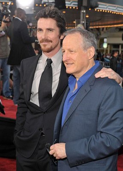 Christian Bale and Michael Mann at event of Public Enemies