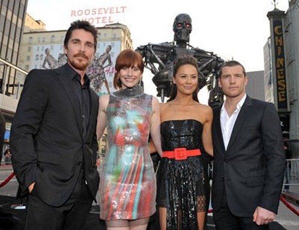 Christian Bale, Bryce Dallas Howard, Sam Worthington and Moon Bloodgood at event of Terminator Salvation