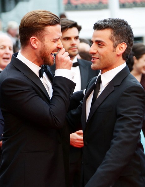 Justin Timberlake and Oscar Isaac at event of Inside Llewyn Davis