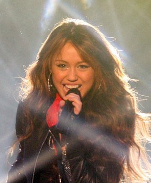Miley Cyrus at event of Nickelodeon Kids' Choice Awards 2008