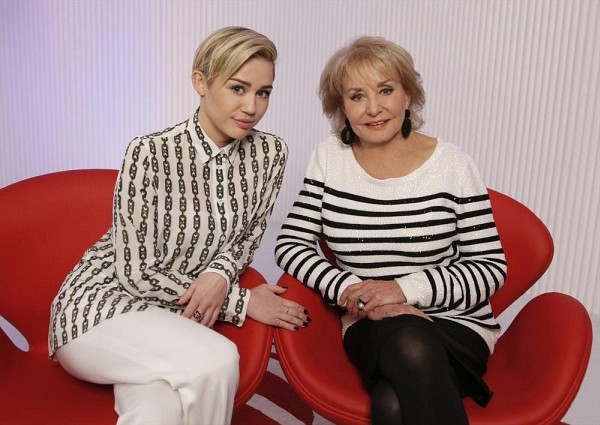 Still of Barbara Walters and Miley Cyrus in Barbara Walters Presents: The 10 Most Fascinating People of 2013