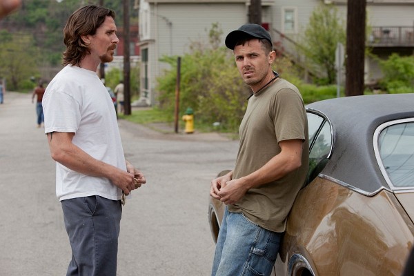 Still of Christian Bale and Casey Affleck in Out of the Furnace