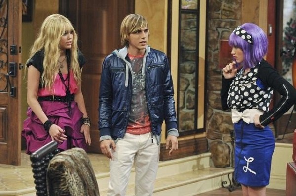 Still of Cody Linley, Emily Osment and Miley Cyrus in Hannah Montana