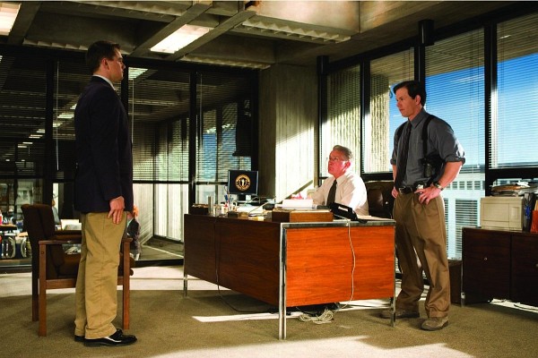 Still of Leonardo DiCaprio, Mark Wahlberg and Martin Sheen in The Departed