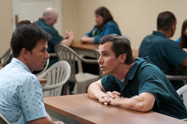 Still of Mark Wahlberg and Christian Bale in The Fighter