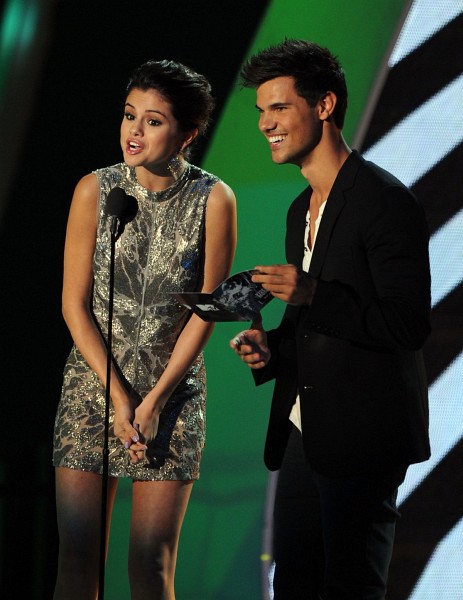 Taylor Lautner and Selena Gomez